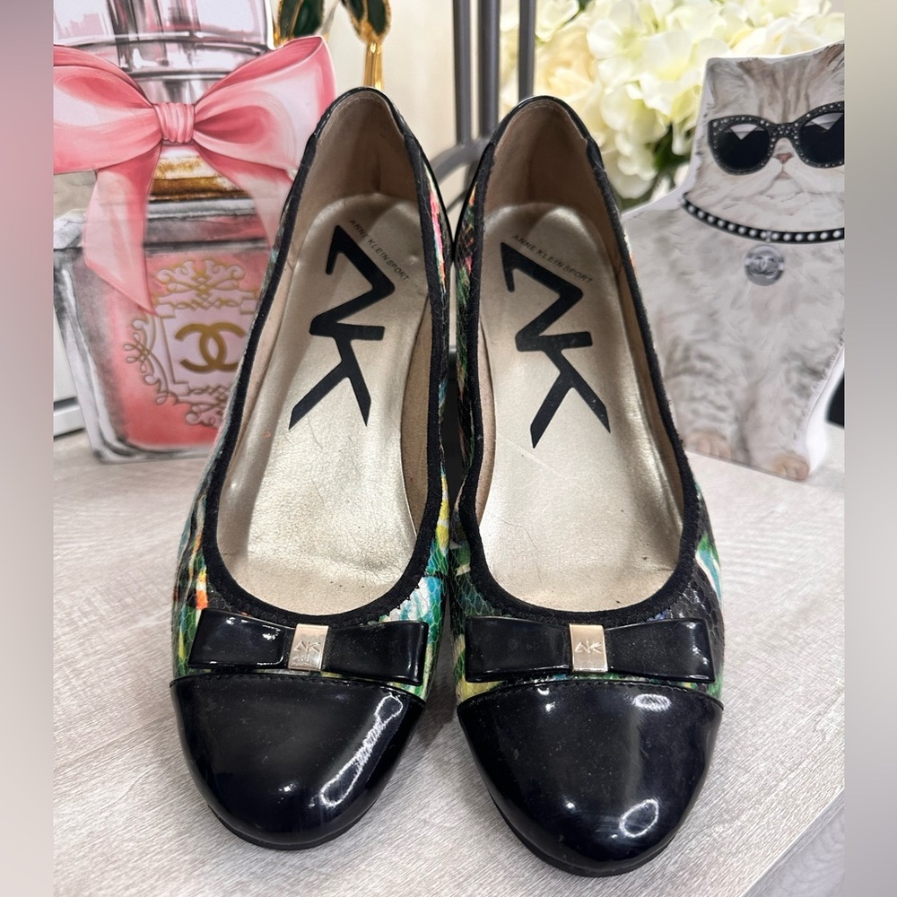 Anne Klein Sport Flats size 7